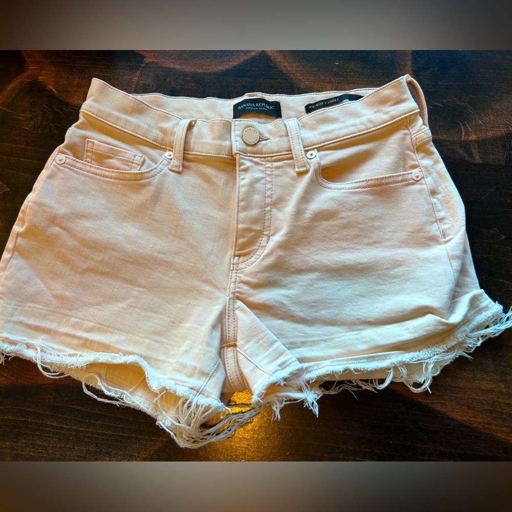 Banana Republic Cream Frayed Hem Denim Shorts